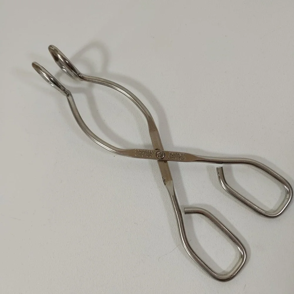 Vintage Vaughn Chicago Kitchen‎ Tongs 7.5